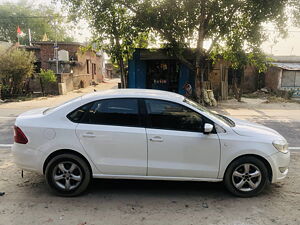 Second Hand Skoda Rapid Elegance 1.6 MPI MT [2011-2014] in Rudrapur