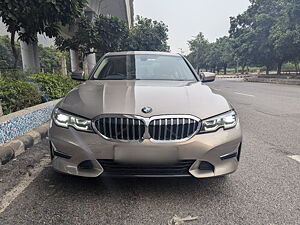 Second Hand BMW 3 Series Gran Limousine 330Li Luxury Line in Delhi