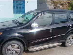 Second Hand மஹிந்திரா  xuv500 w8 in ஹமிர்பூர் (ஹிமாச்சல் பிரதேஷ்)