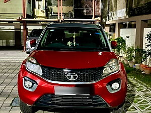 Second Hand Tata Nexon XZ Plus Dual Tone in Kolkata