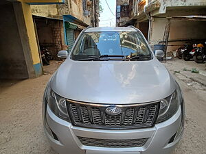 Second Hand Mahindra XUV500 W4 in Kolkata