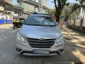 Second Hand Toyota Innova 2.5 GX 7 STR BS-IV in Mumbai