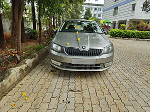 Second Hand Skoda Rapid Style 1.5 TDI AT in Bangalore