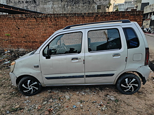 Second Hand Maruti Suzuki Wagon R LXi Minor in Tikamgarh