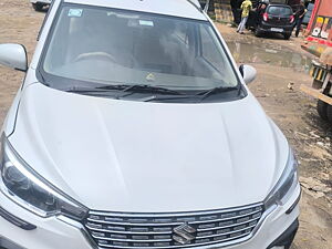 Second Hand Maruti Suzuki Ertiga VXi AT in Delhi