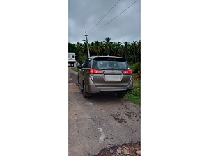 Second Hand Toyota Innova Crysta 2.4 VX 8 STR [2016-2020] in Coimbatore