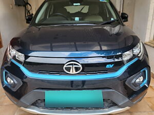 Second Hand Tata Nexon EV XZ Plus LUX in Bangalore