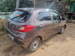 Second Hand Tata Tiago Revotron XE [2016-2019] in Repalle