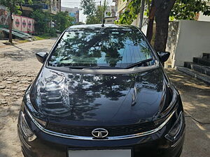 Second Hand Tata Altroz XZ Diesel Dark Edition in Warangal