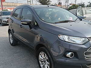 Second Hand Ford Ecosport Titanium 1.5L TDCi in Noida