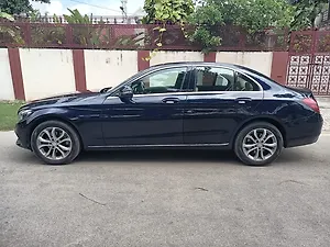 Second Hand मर्सिडीज़ बेंज़ सी-क्लास c 220 cdi अवंतगार्डे in आगरा