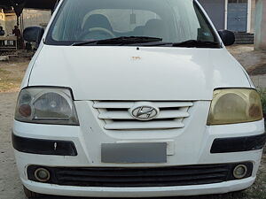 Second Hand Hyundai Santro GLS in Sikar