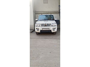 Second Hand Mahindra Scorpio S4 in Ahmedabad