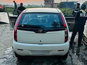 Second Hand Tata Vista LX Quadrajet in Chandigarh