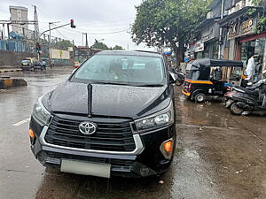 Second Hand Toyota Innova Crysta G 2.4 7 STR in Mumbai