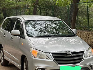 Second Hand Toyota Innova 2.5 GX 7 STR BS-III in Kasaragod