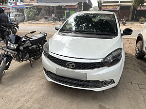 Second Hand Tata Tigor Revotron XZ in Kanpur