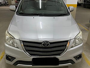 Second Hand Toyota Innova 2.5 GX BS IV 8 STR in Faridabad