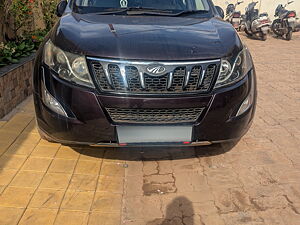 Second Hand Mahindra XUV500 W8 [2015-2017] in Shivpuri