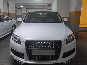 Second Hand Audi Q7 35 TDI Premium Plus + Sunroof in Surat