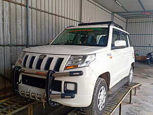 Second Hand Mahindra TUV300 T6 in Bangalore