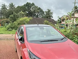 Second Hand Tata Altroz XZ (O) Petrol in North Goa