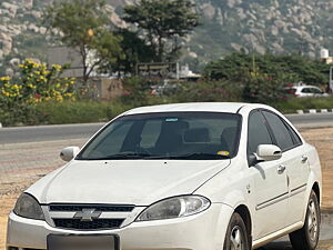 Second Hand Chevrolet Optra LT 2.0 TCDi in Bangalore