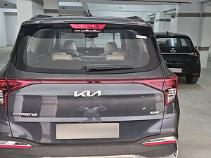 Second Hand Kia Carens Luxury Plus 1.5 Diesel iMT 7 STR [2023-2024] in Hyderabad