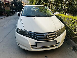 Second Hand Honda City 1.5 S MT in Gautam Buddha Nagar