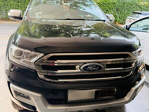 Second Hand Ford Endeavour Titanium 3.2 4x4 AT in Gurgaon