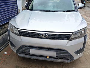 Second Hand Mahindra XUV300 1.2 W4 [2019-2019] in Mumbai