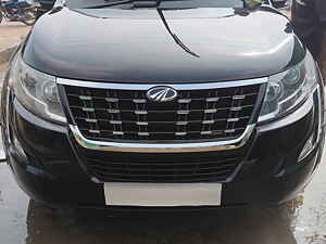 Second Hand महिंद्रा XUV500 w9 in चेन्नई