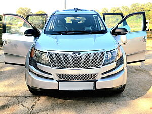 Second Hand Mahindra XUV500 W8 in Jammu