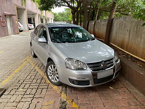 Second Hand Volkswagen Jetta Comfortline 2.0L TDI in South Goa