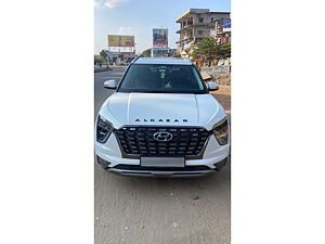 Second Hand Hyundai Alcazar Prestige Exe 6 STR 1.5 Diesel in Shimoga