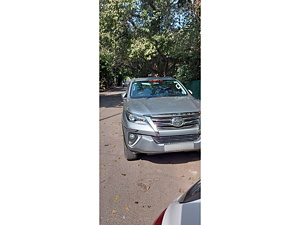 Second Hand Toyota Fortuner 2.7 4x2 MT [2016-2020] in Delhi