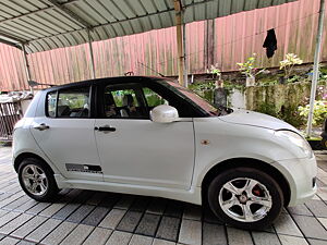 Second Hand Maruti Suzuki Swift VXi in Mangalore