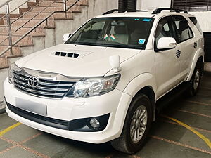 Second Hand Toyota Fortuner 3.0 4x4 MT in Moradabad