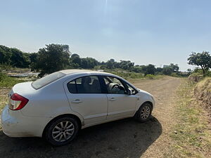 Second Hand Maruti Suzuki SX4 ZXI MT BS-IV in Junagadh