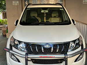 Second Hand महिंद्रा XUV500 w10 in गुंटूर