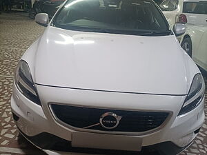 Second Hand Volvo V40 D3 R-Design in Hyderabad