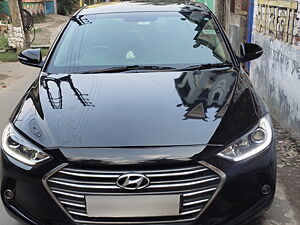 Second Hand Hyundai Elantra 2.0 SX (O) AT in Kolkata