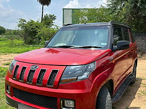 Second Hand Mahindra TUV300 T10 Dual Tone in Mahbubnagar