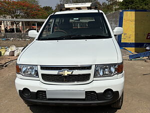 Second Hand Chevrolet Tavera B1 10-Seater - BS III in Hospet