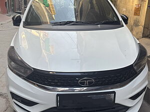 Second Hand Tata Tiago XT (O) in Delhi