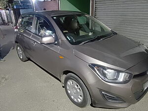 Second Hand Hyundai i20 Magna 1.2 in Kolkata