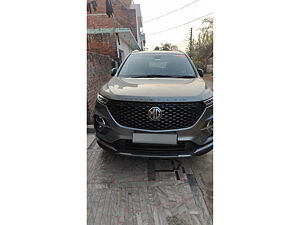 Second Hand MG Hector Plus Sharp 2.0 Diesel Turbo MT 6-STR in Shahjahanpur