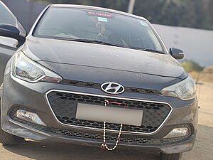 Second Hand Hyundai Elite i20 Sportz 1.2 in Bhuj