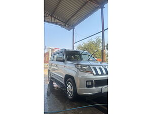 Second Hand Mahindra TUV300 T6 in Mumbai