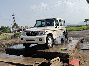 Second Hand महिंद्रा बोलेरो एसएलएक्स BS III in संगमनेर